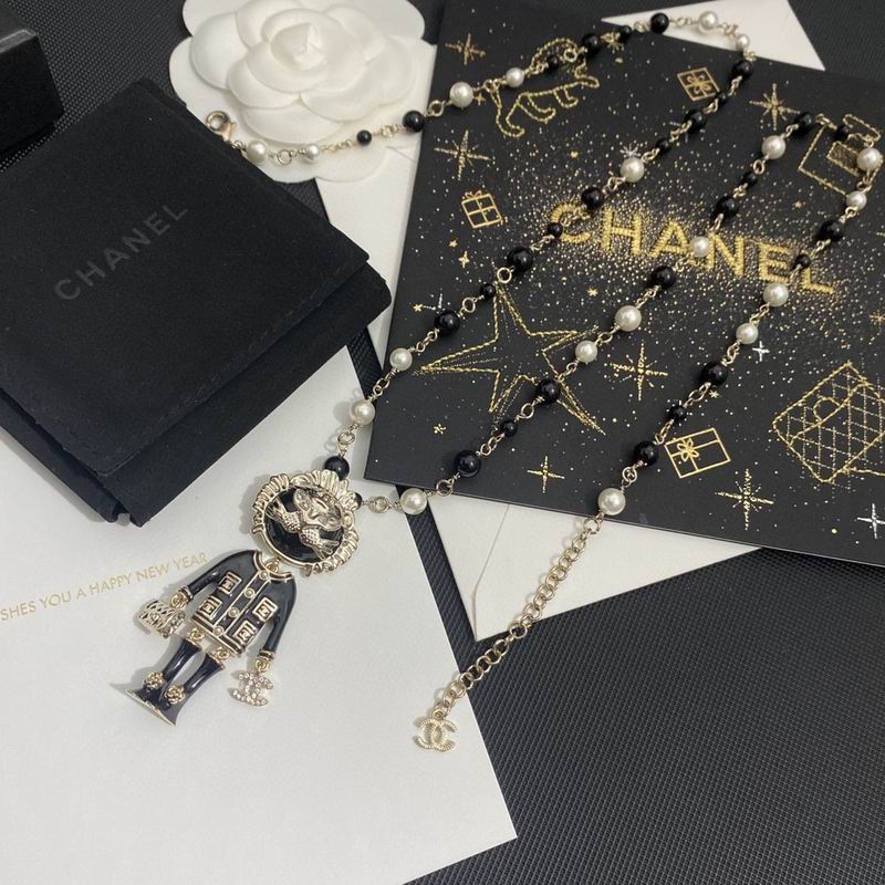 Chanel Necklace 04yxs60